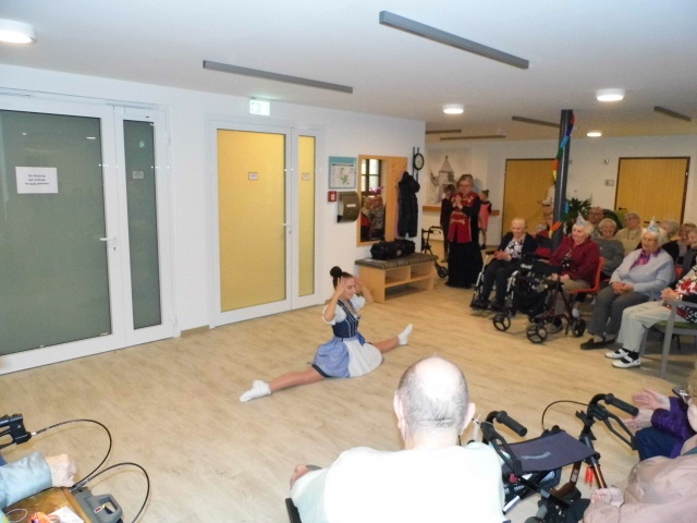 P1100146.JPG